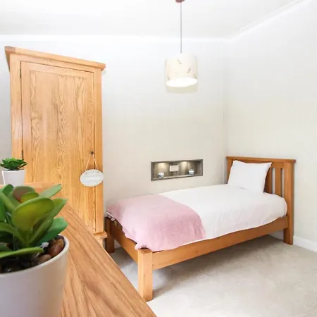 Lodge Hollicarrs - Kingfisher *