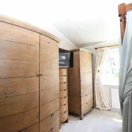 Hollicarrs - Kingfisher Lodge *